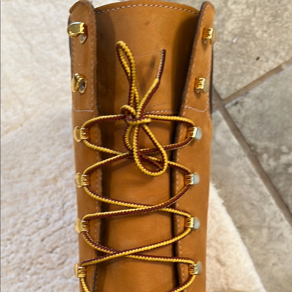 Timberland Tan Lace Up Boots with Nubuck Leather. Size 7. Excellent condition - Picture 7 of 13